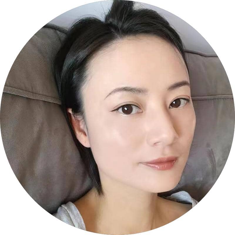 Hana, 34, dry and mature sensitive skin customer testimonial